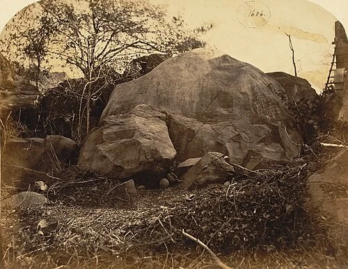 吉爾納爾阿育王石刻；D. H. 賽克斯，1869年；石刻前3世紀