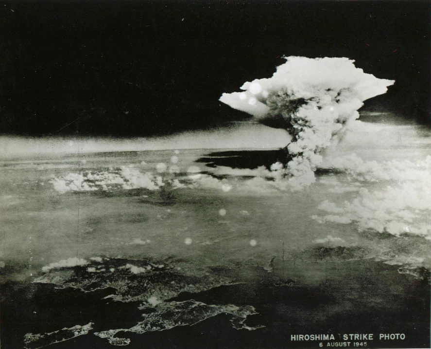Cloud above the fires at Hiroshima